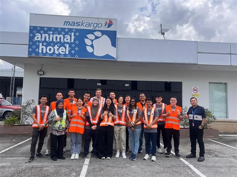 KL cargo visit